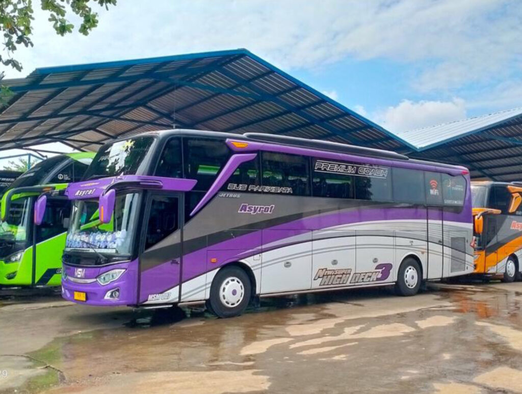 Sewa Bus Pariwisata