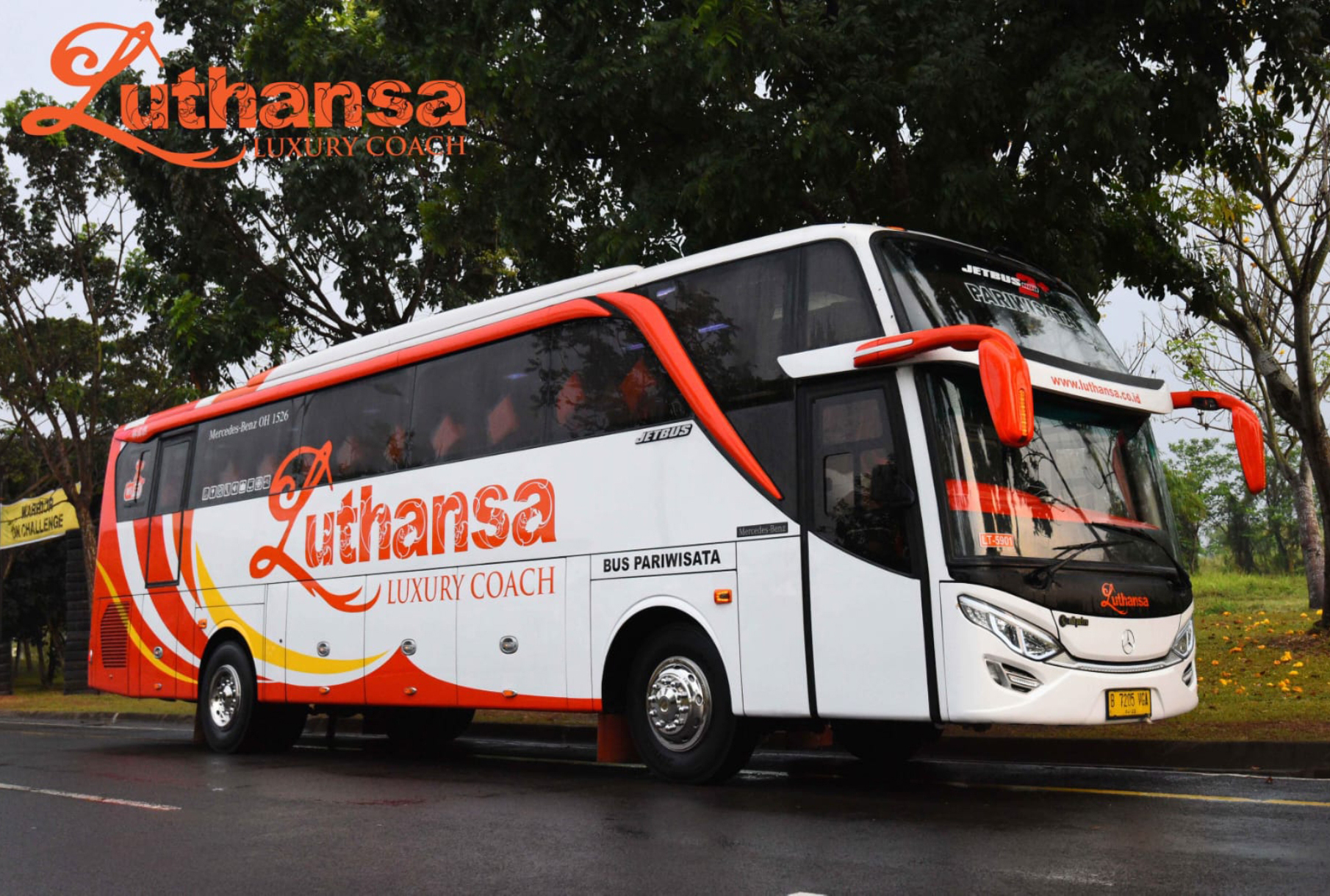 Luthansa Luxury Coach (VVIP)