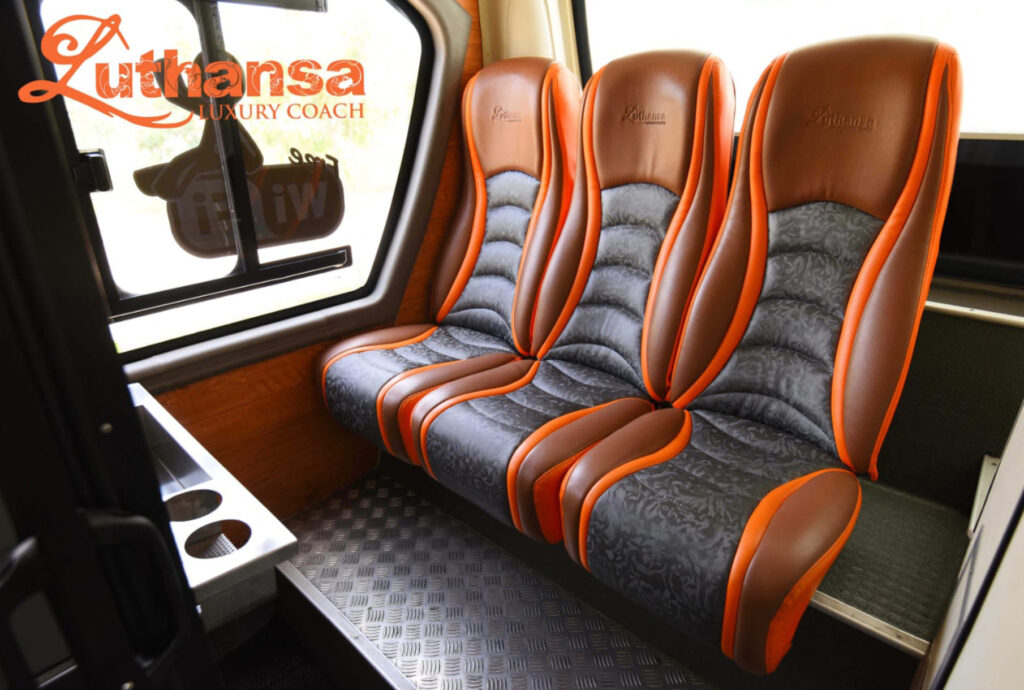 LUTHANSA LUXURY COACH (VVIP)